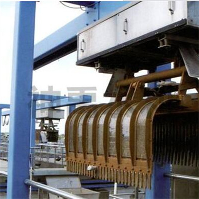 <b>抓斗清污机</b>